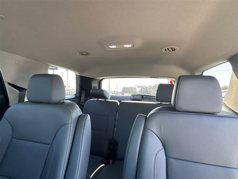 Used 2019 Chevrolet Traverse Premier w/ Driver Confidence II Package image 27