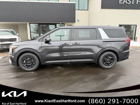 New 2026 Kia Carnival LX FWD image 2