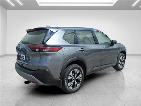 Used 2021 Nissan Rogue SV FWD image 11