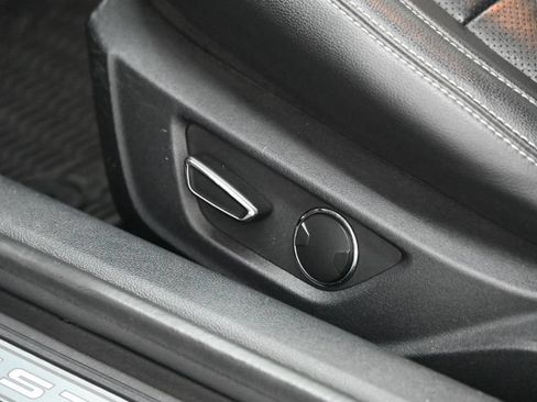 Used 2016 Ford Mustang GT Premium RWD image 20
