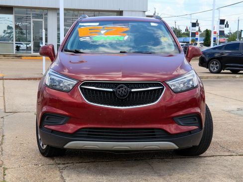 Used 2022 Buick Encore Preferred w/ Safety Package AWD/4WD image 22