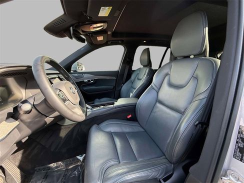 Used 2023 Volvo XC90 B6 Ultimate w/ Protection Package Premier image 2
