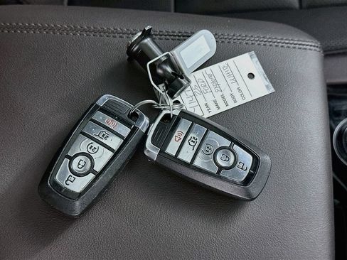 Used 2025 Ford Explorer Platinum w/ Ultimate Package RWD image 36