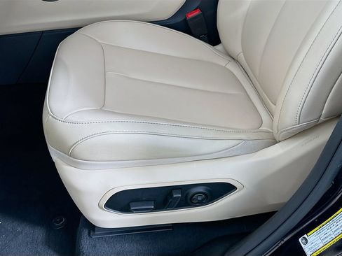 Used 2024 Jeep Grand Cherokee Limited RWD image 20