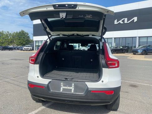 Used 2021 Volvo XC40 T5 R-Design w/ Advanced Package AWD/4WD image 7