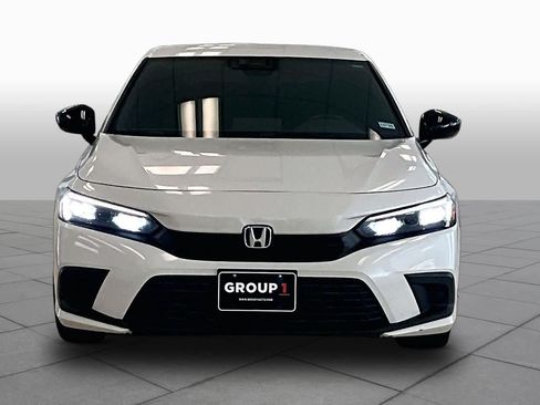 Used 2022 Honda Civic Sport image 3