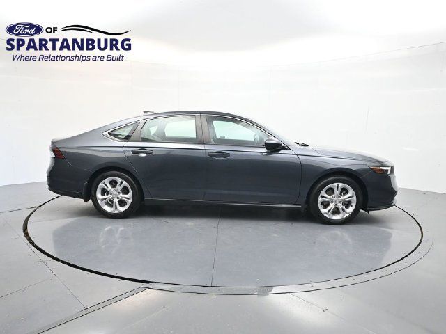 Used 2023 Honda Accord LX image 8