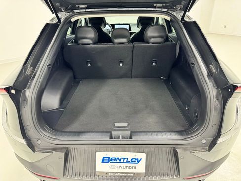 Used 2024 Kia EV6 Light image 19