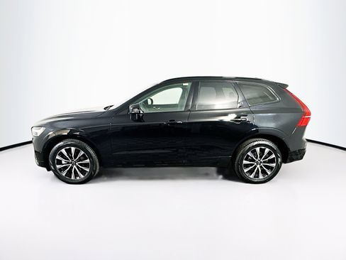 Used 2025 Volvo XC60 B5 Plus w/ Climate Package image 4