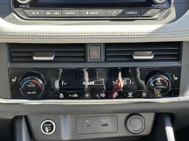Used 2023 Nissan Rogue SV w/ SV Premium B Package AWD/4WD image 14