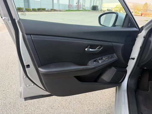 Used 2020 Nissan Sentra SV image 15