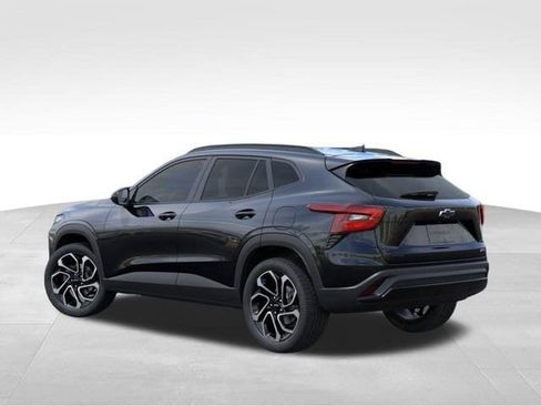 New 2026 Chevrolet Trax RS w/ Driver Confidence Package FWD image 3