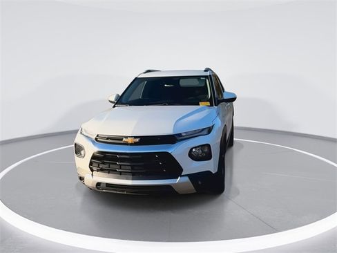 Certified 2023 Chevrolet TrailBlazer LT w/ Convenience Package image 4
