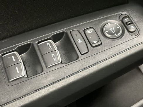 Used 2025 Honda Civic Sport image 20
