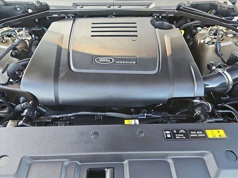 Used 2023 Land Rover Defender 90 S image 25