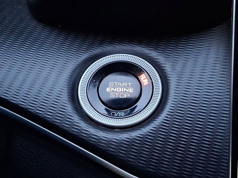 Used 2024 Jeep Grand Cherokee L Laredo image 24