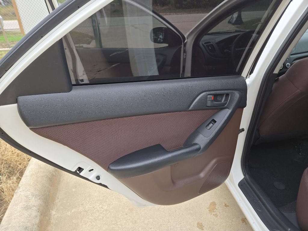 Used 2011 Kia Forte EX FWD image 11