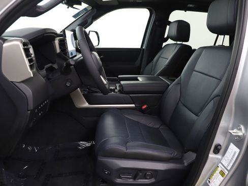 Used 2026 Toyota Sequoia Platinum AWD/4WD image 16