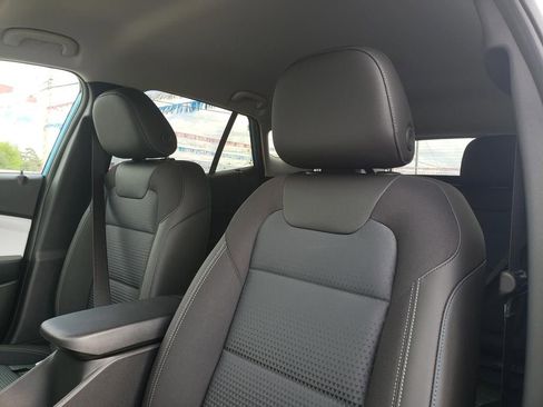 New 2026 Chevrolet Trax LT FWD image 22