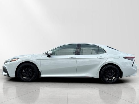 Used 2022 Toyota Camry XSE w/ TRD Appearance Package (TMS) FWD image 6