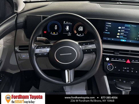 Used 2025 Hyundai Tucson SEL AWD/4WD image 14