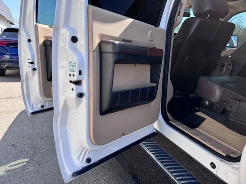 Used 2016 Ford F250 King Ranch w/ King Ranch w/Chrome Package image 31