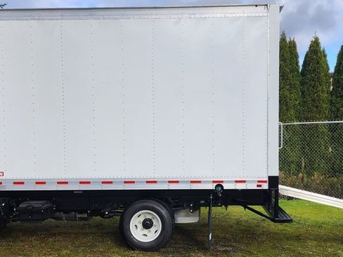 New 2024 Isuzu NPR image 7