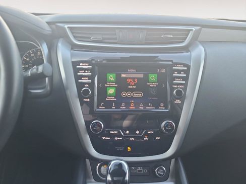 Used 2022 Nissan Murano SV image 14