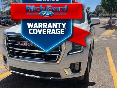 Used 2024 GMC Yukon XL SLT w/ SLT Luxury Package