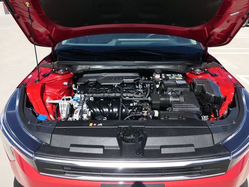 Certified 2025 Kia K4 LXS image 27