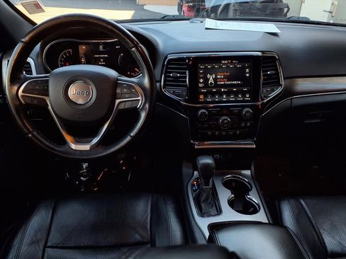 Used 2019 Jeep Grand Cherokee Limited w/ Luxury Group II image 20