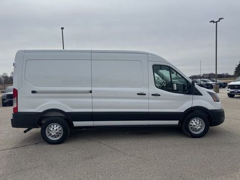 New 2026 Ford Transit 250 148 Medium Roof RWD image 2