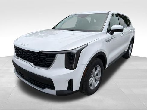 New 2026 Kia Sorento LX FWD image 3