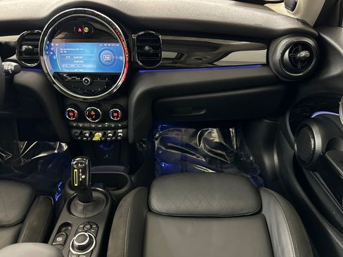 Used 2023 MINI Cooper SE image 16