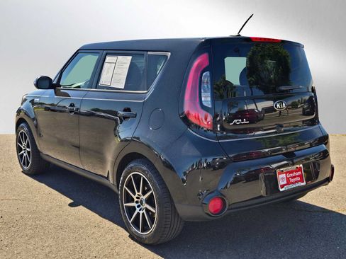 Used 2016 Kia Soul + w/ Audio Package FWD image 5
