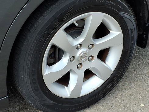 Used 2009 Nissan Altima 2.5 S w/ Convenience Plus Pkg FWD image 10