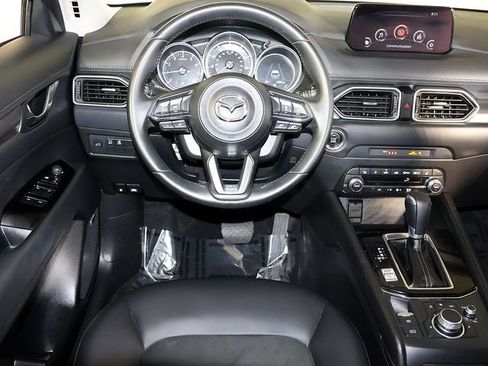 Used 2019 MAZDA CX-5 Touring FWD image 3