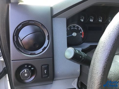 Used 2015 Ford F250 XL w/ Snow Plow Prep Package image 32