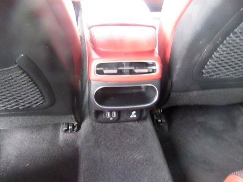 Used 2022 Genesis GV70 2.5T w/ Sport Prestige Package AWD/4WD image 17