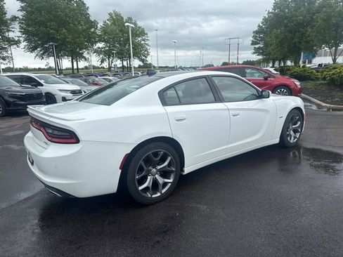 Used 2015 Dodge Charger R/T w/ Plus Group RWD image 11