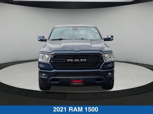 Used 2021 RAM 1500 4x4 Crew Cab image 9