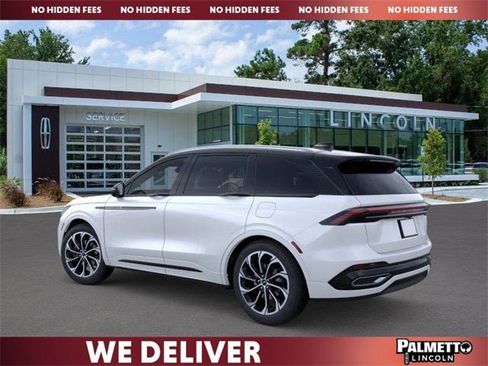 New 2026 Lincoln Nautilus Reserve image 4