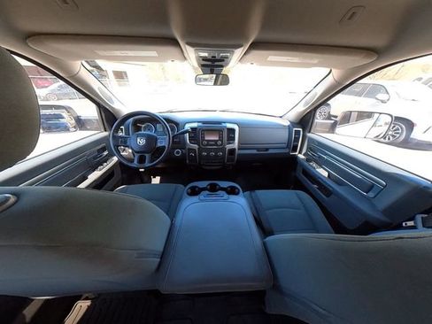 Used 2017 RAM 2500 SLT AWD/4WD image 30