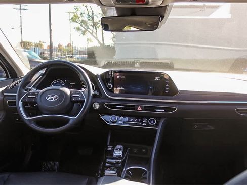Used 2022 Hyundai Sonata Limited image 17
