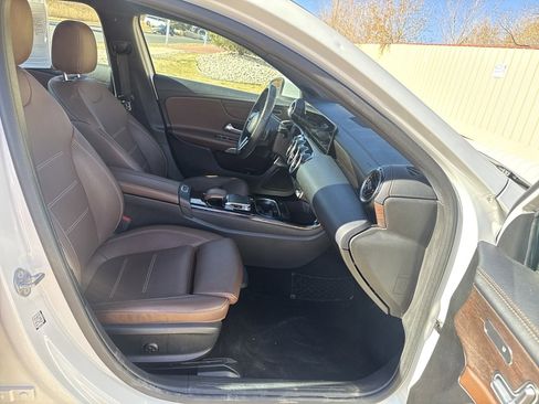 Used 2019 Mercedes-Benz A 220 4MATIC image 30