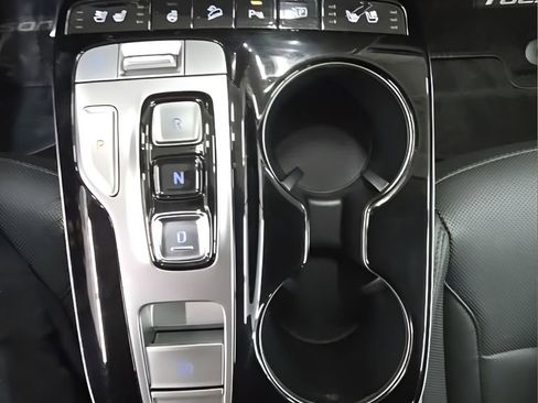 Certified 2024 Hyundai Tucson Limited image 25