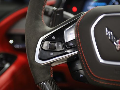 Used 2024 Chevrolet Corvette Z06 RWD image 27