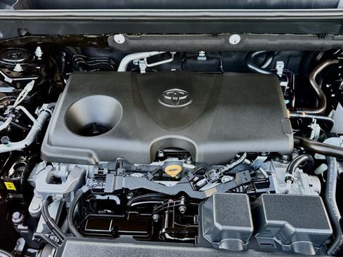 Used 2025 Toyota RAV4 XLE Premium FWD image 45