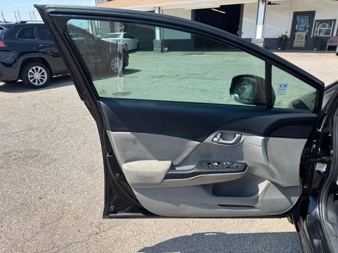 Used 2013 Honda Civic LX image 15