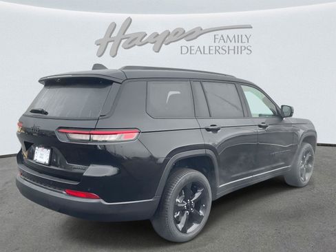 New 2025 Jeep Grand Cherokee L Limited w/ Luxury Tech Group II image 16